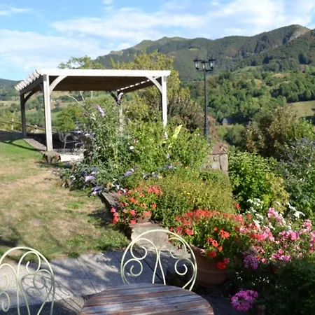 度假居 Maison De Caractere 8 Pers Avec Cheminee Et Jardin A - Fr-1-742-338 Mandailles-Saint-Julien